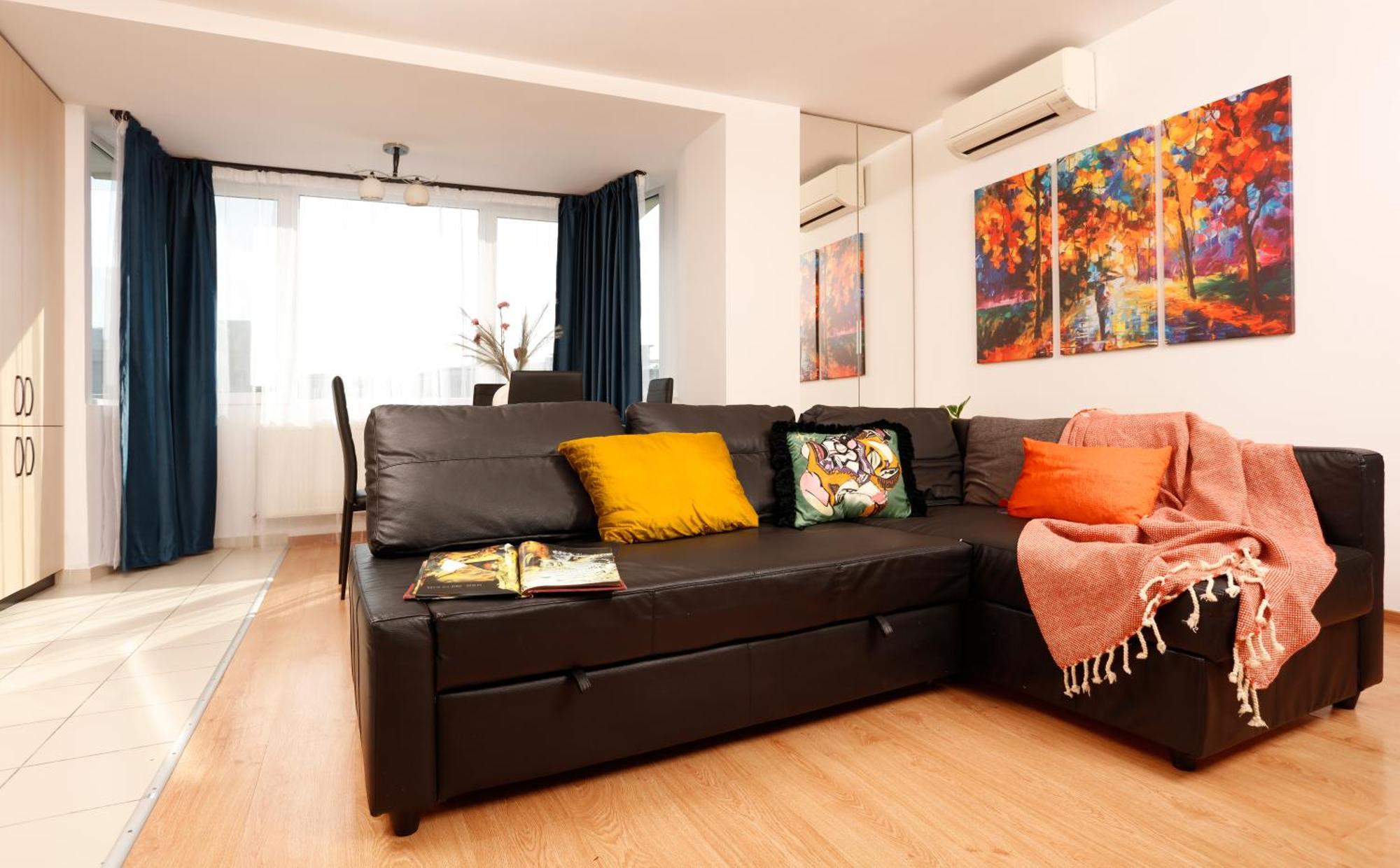 Enchanting Retreat - Historic Old Town - Pet-Friendly Haven - Steps From Unirii 布加勒斯特 外观 照片