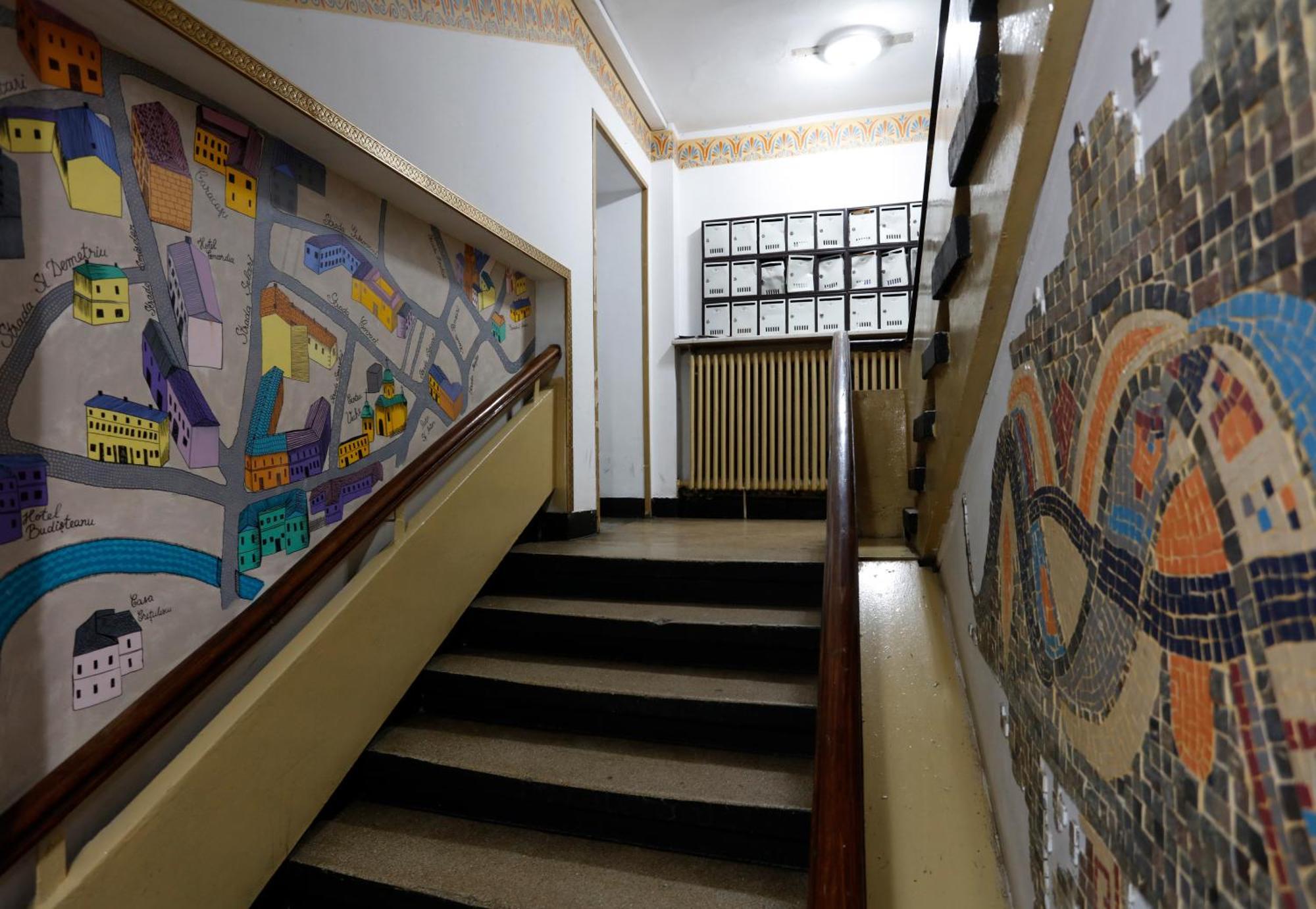 Enchanting Retreat - Historic Old Town - Pet-Friendly Haven - Steps From Unirii 布加勒斯特 外观 照片